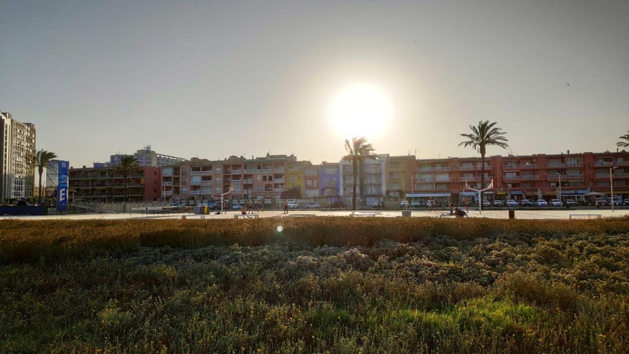Mirablau Apartment Емпуриабрава Екстериор снимка