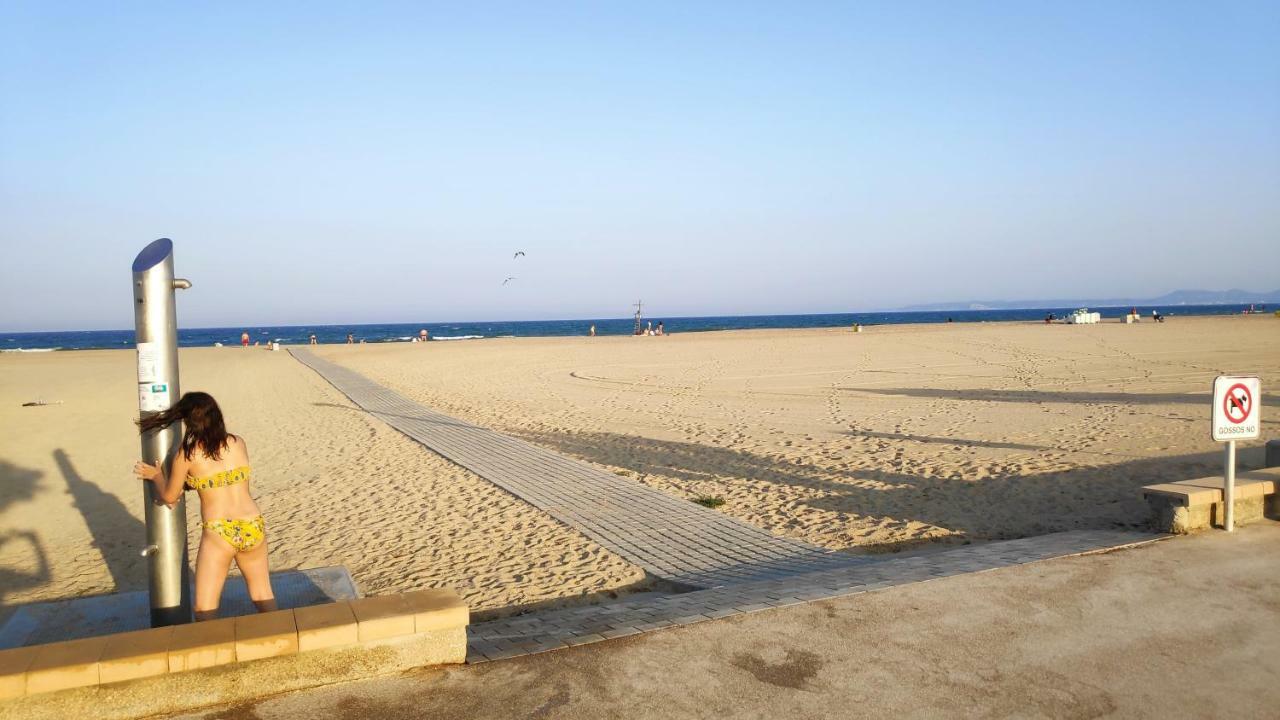 Mirablau Apartment Емпуриабрава Екстериор снимка